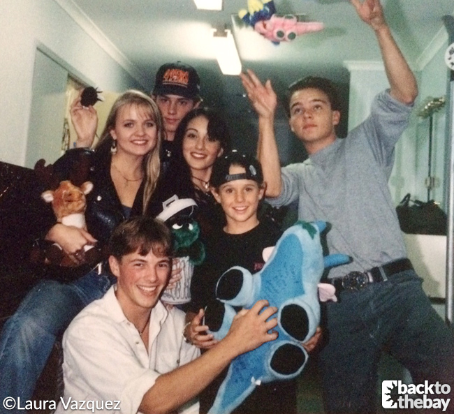 Laura Vazquez Interview - the cast at Wonderland