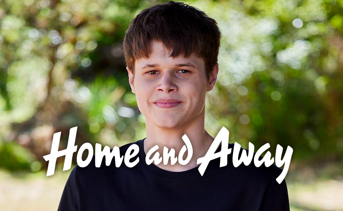 Home and Away Spoilers – Andrew says goodbye to Summer Bay